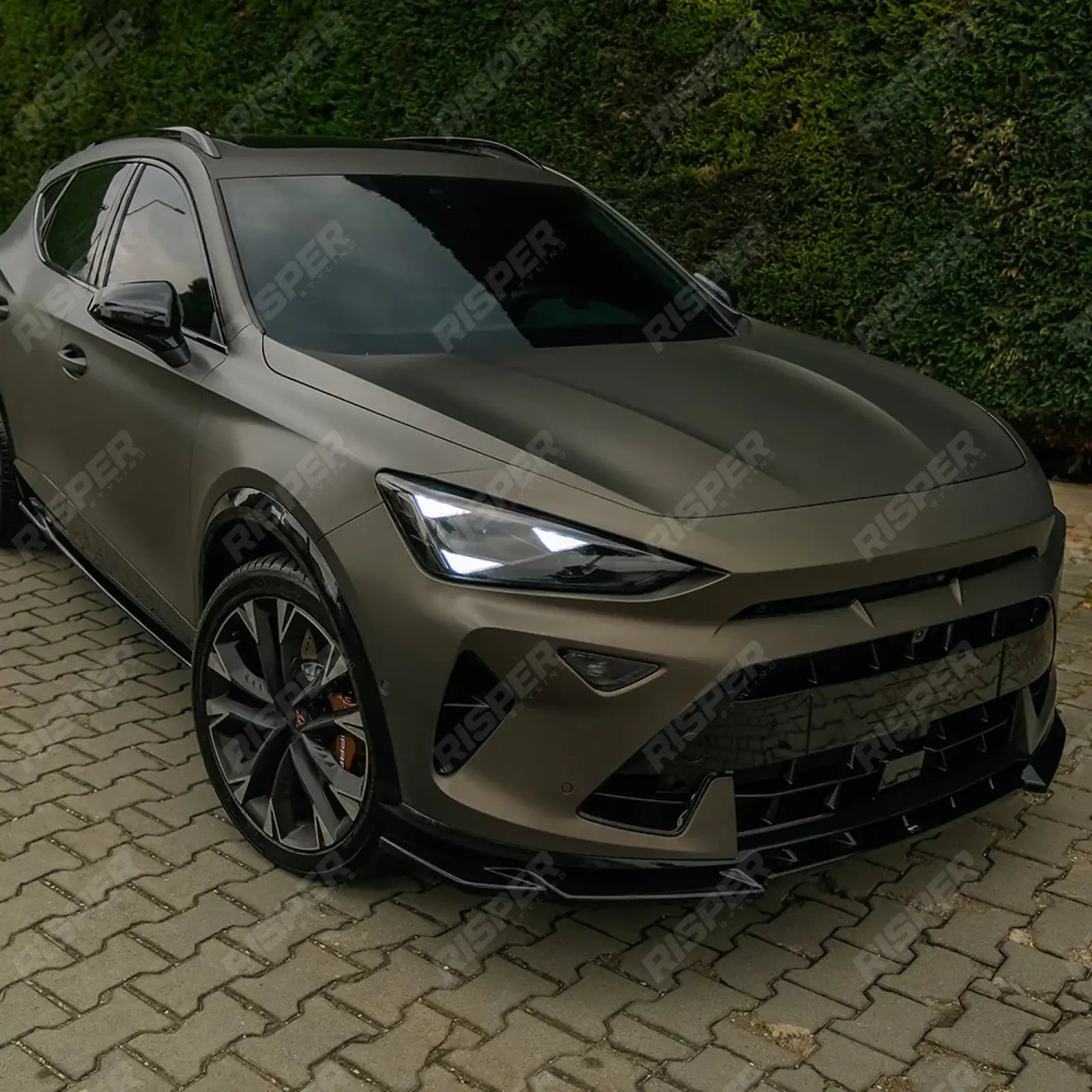 Front Splitter In Gloss Black Cupra Formentor Facelift 2024 On