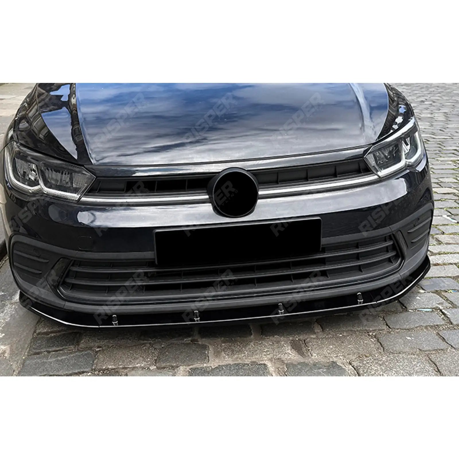 FRONT SPLITTER IN GLOSS BLACK For VOLKSWAGEN GOLF MK8 2020-2023 STANDARD (STYLE/LIFE)