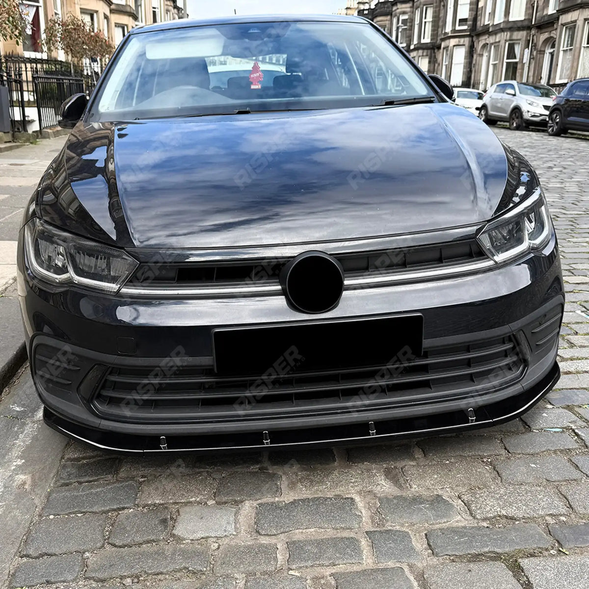 FRONT SPLITTER IN GLOSS BLACK For VOLKSWAGEN GOLF MK8 2020-2023 STANDARD (STYLE/LIFE)