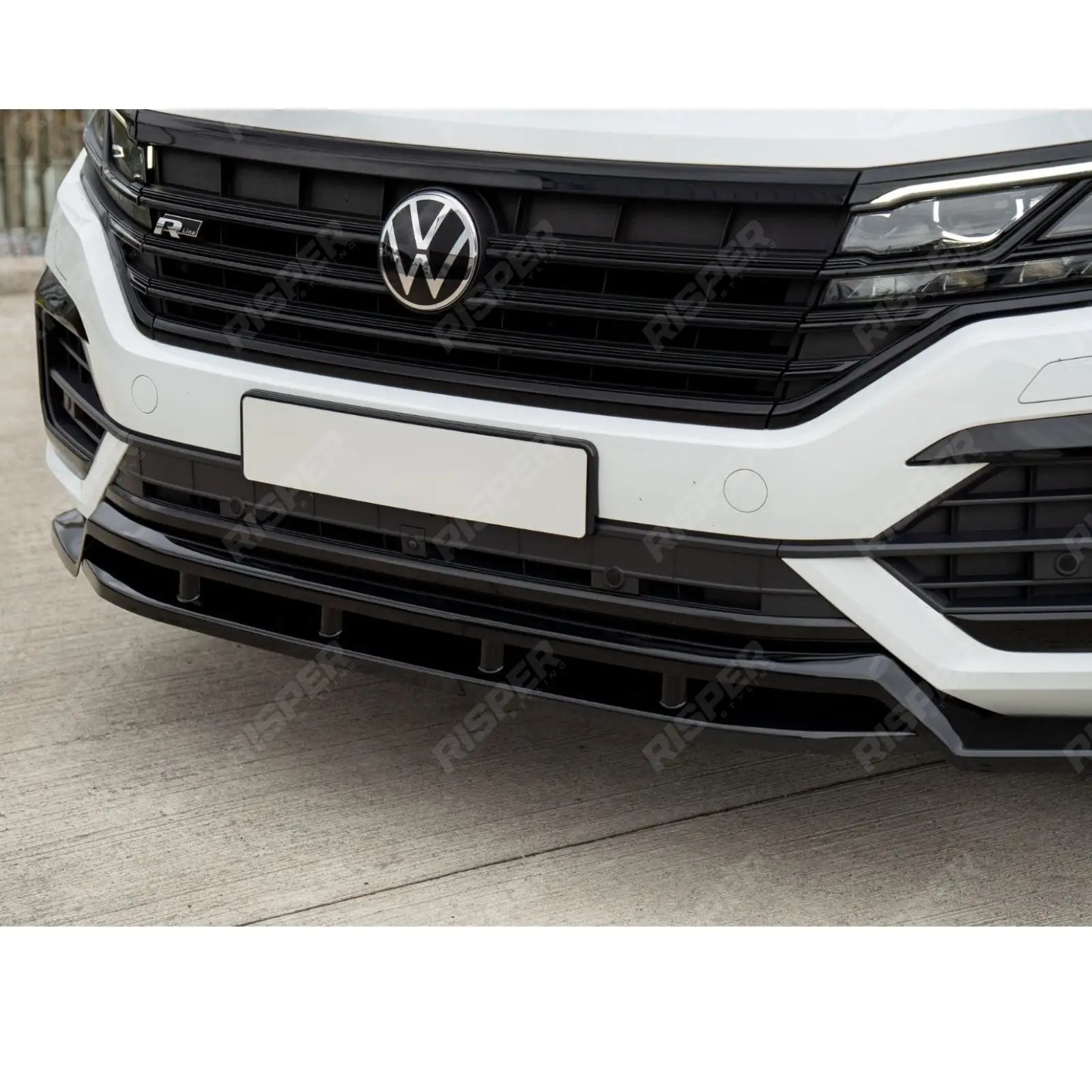 Front Splitter In Gloss Black For Volkswagen Touareg MK3 Pre Facelift R Line 2018-2023