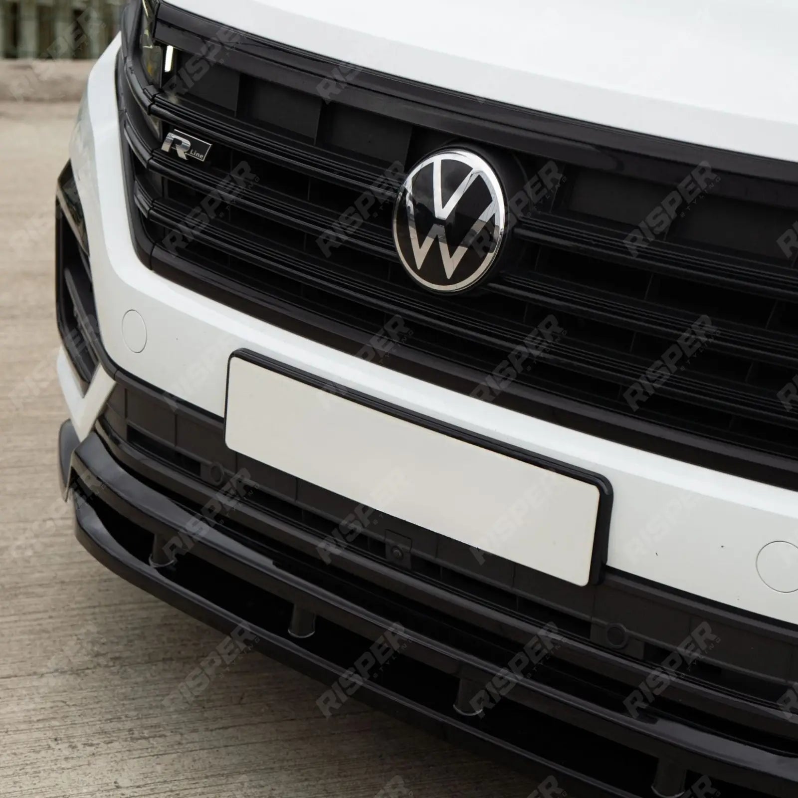 Front Splitter In Gloss Black For Volkswagen Touareg MK3 Pre Facelift R Line 2018-2023