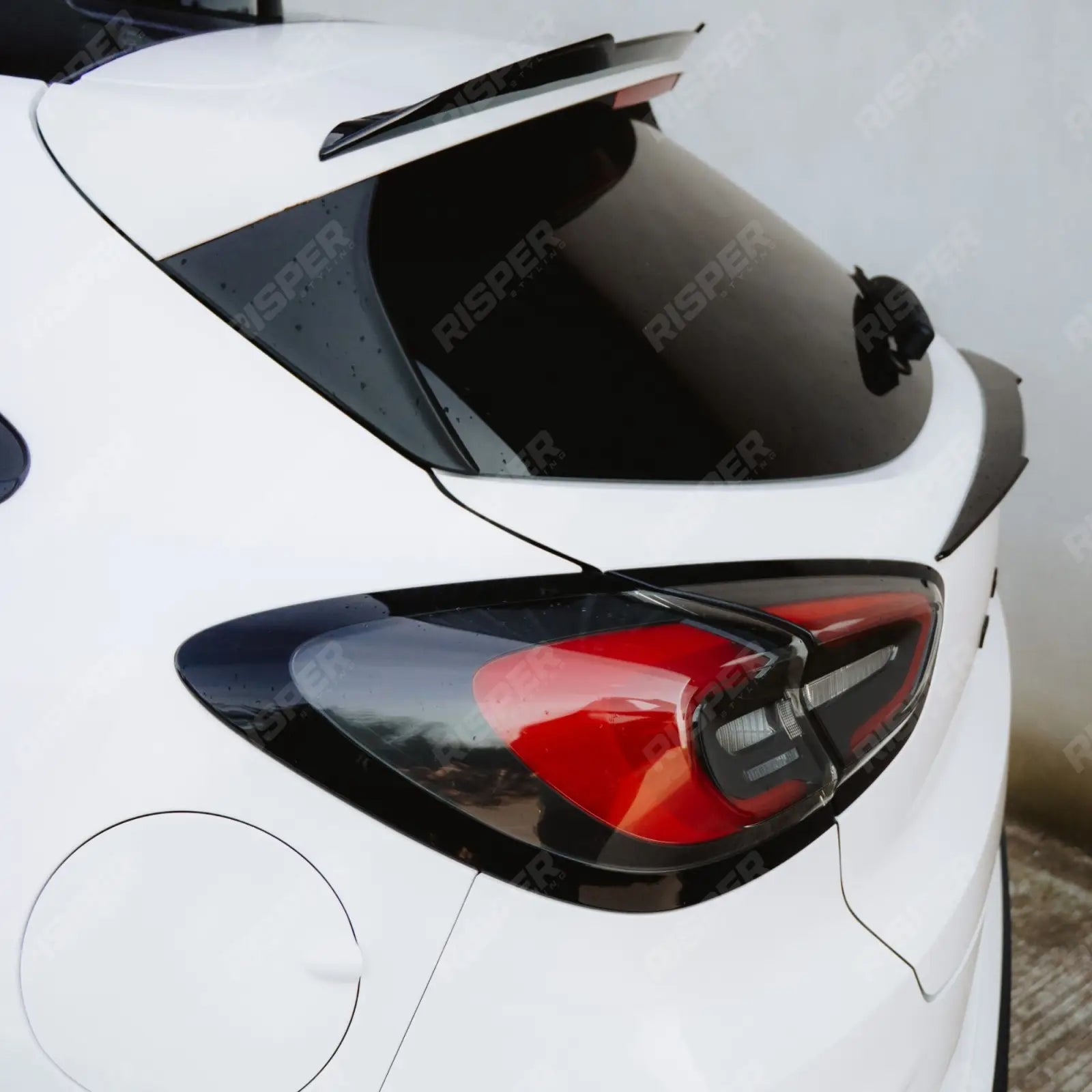 Full Aero Kit In Gloss Black For Ford Puma ST Line & ST Line X 2024+