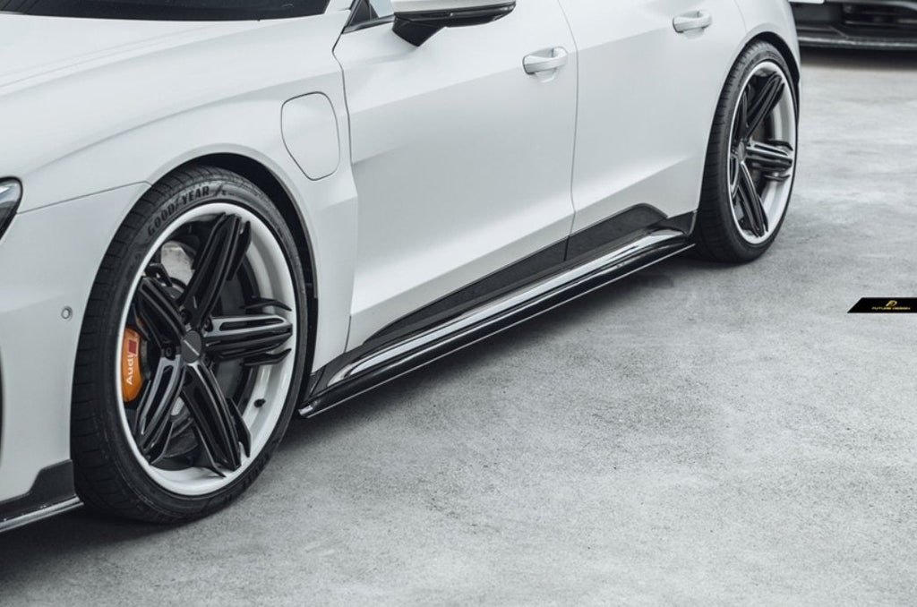 FUTURE DESIGN - AUDI E-TRON GT DRY CARBON FIBRE SIDE SKIRTS