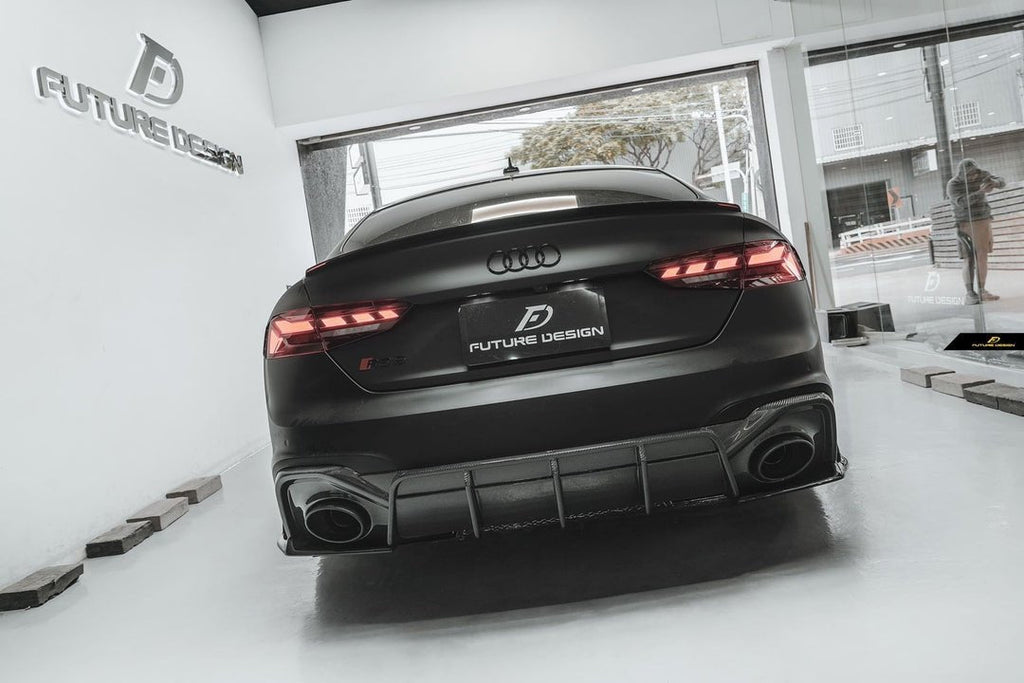 FUTURE DESIGN - AUDI RS5 B9.5 2020+ CARBON FIBRE REAR DIFFUSER