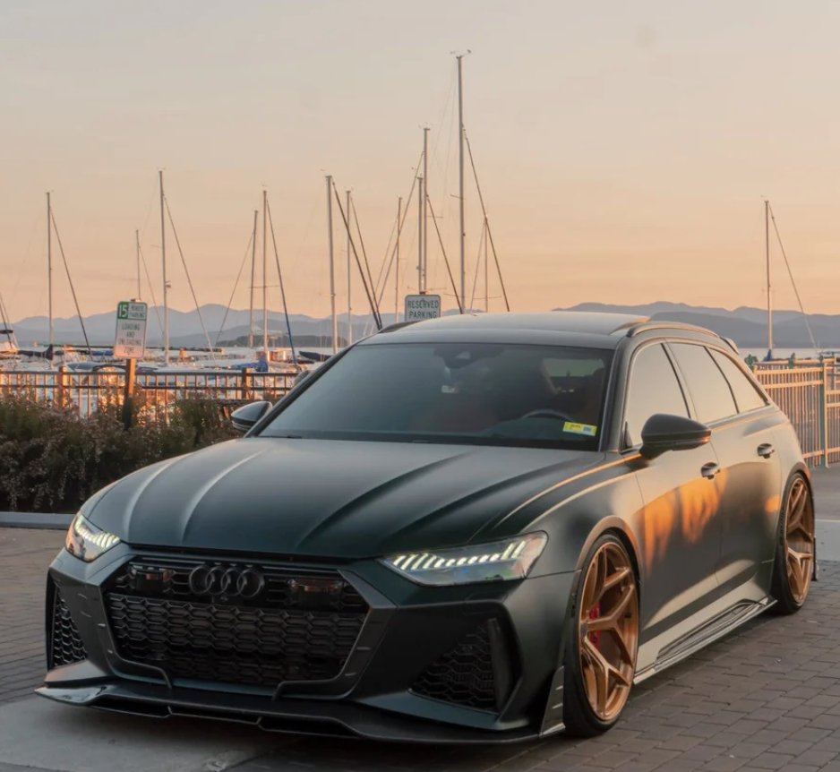 FUTURE DESIGN - AUDI RS6 C8 CARBON FIBRE FULL BODY KIT