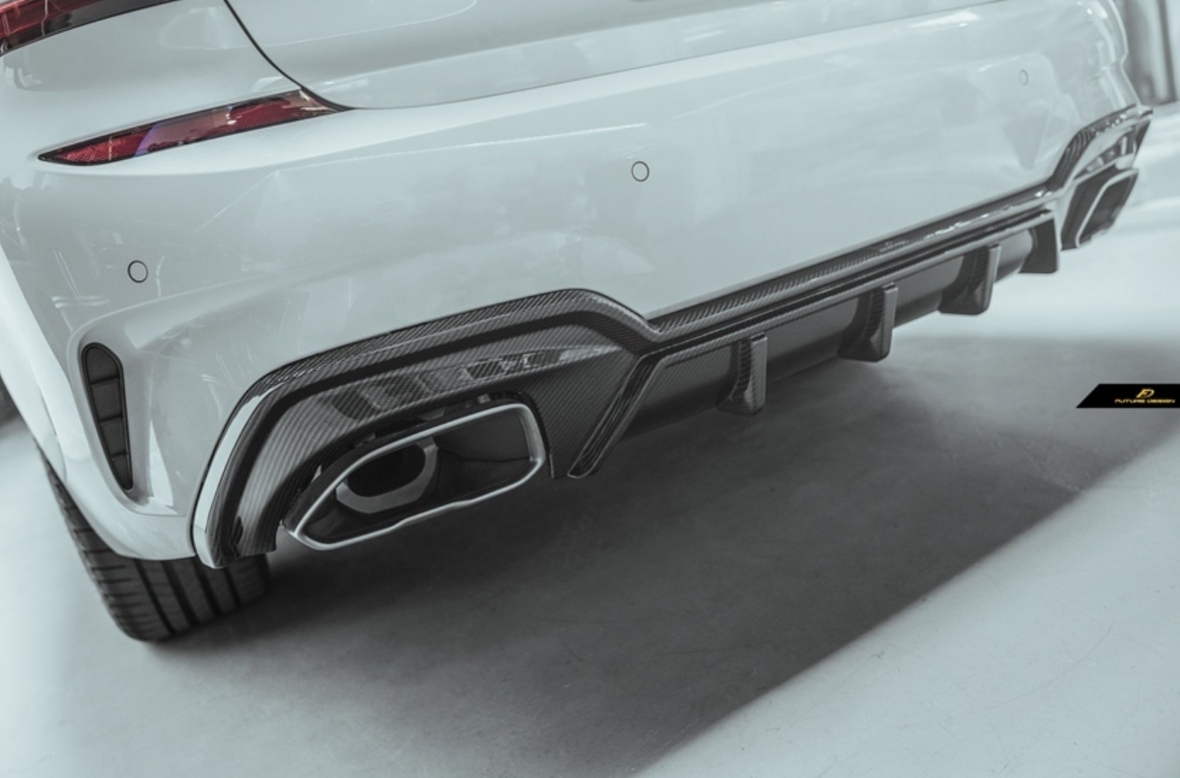 FUTURE DESIGN - BMW 3 SERIES G20 CARBON FIBRE DIFFUSER