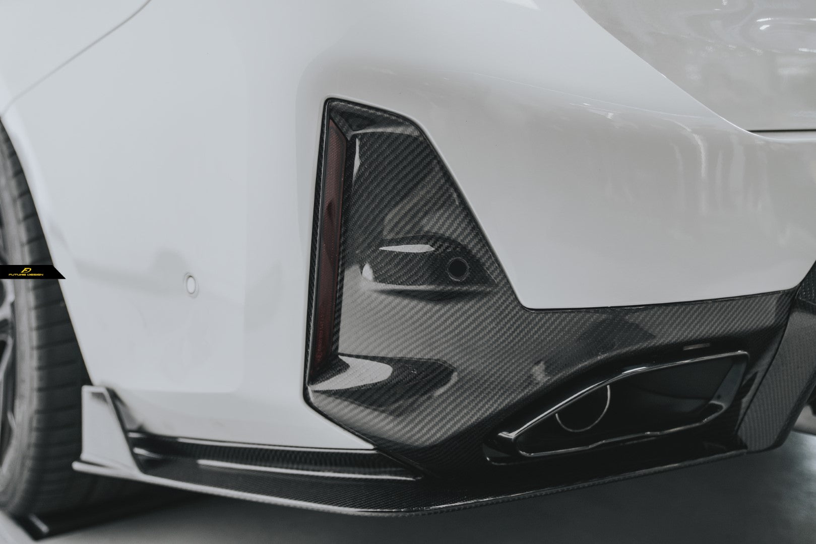 FUTURE DESIGN - BMW 3 SERIES G20 / G21  LCI CARBON FIBRE REAR DIFFUSER V1