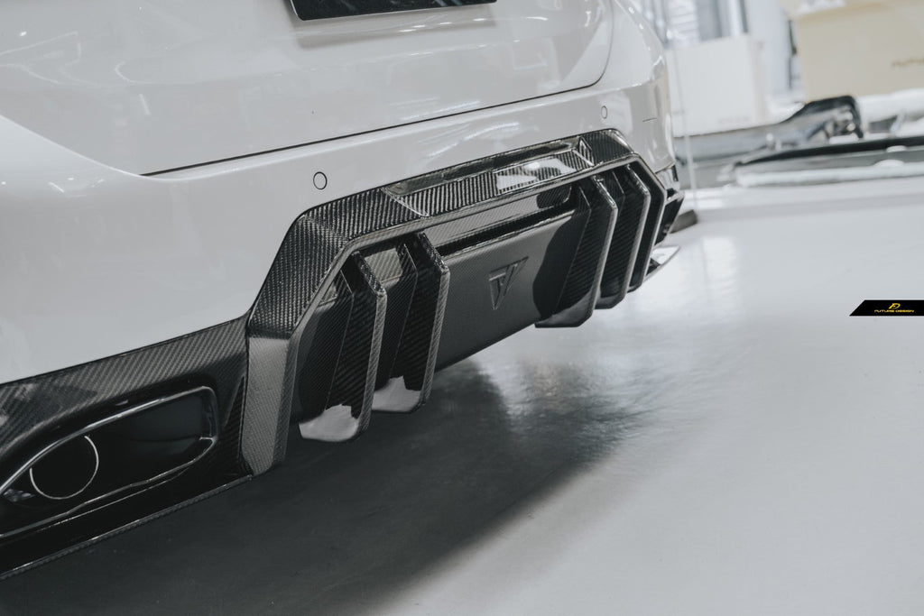 FUTURE DESIGN - BMW 3 SERIES G20 / G21  LCI CARBON FIBRE REAR DIFFUSER V1