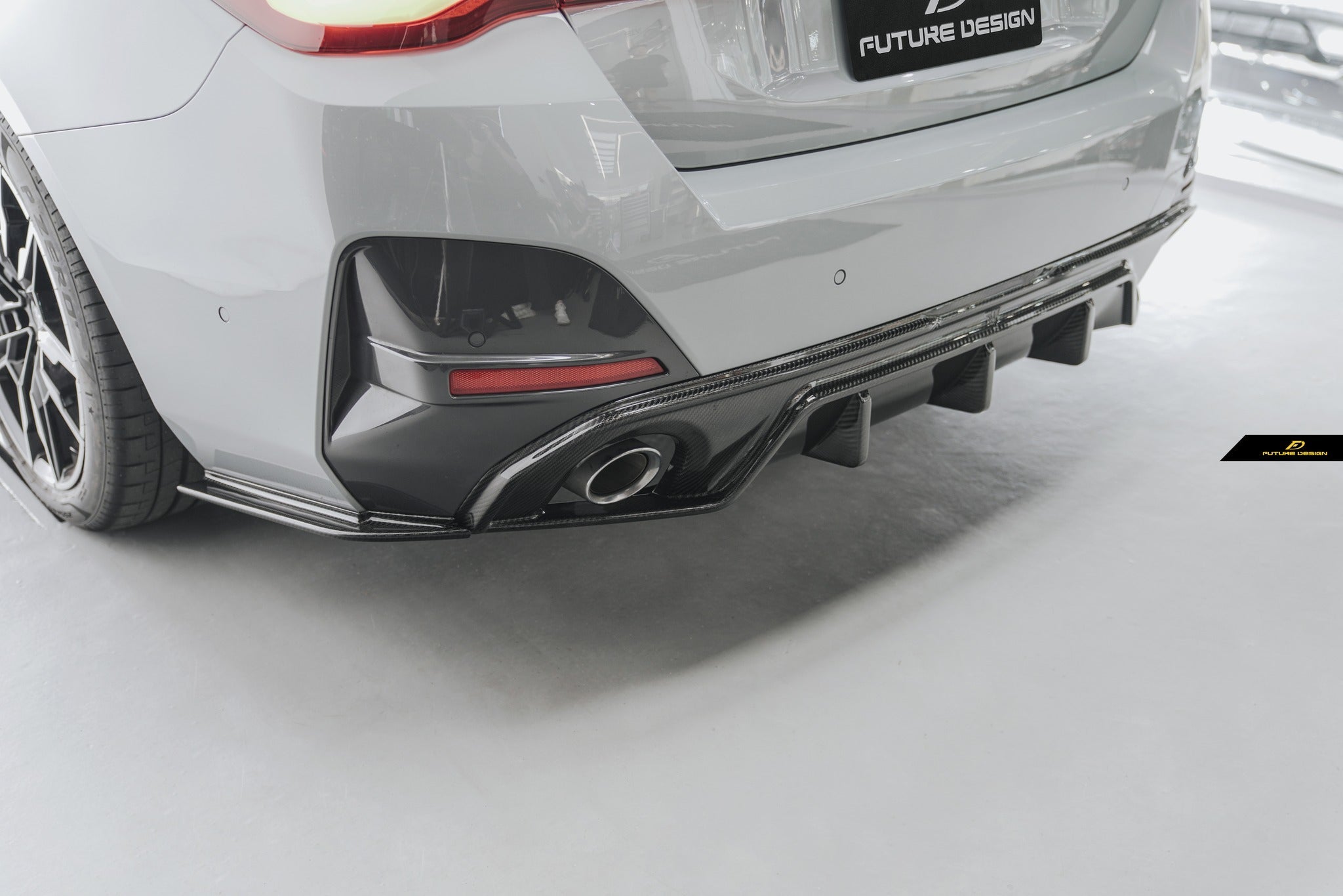 FUTURE DESIGN - BMW  4 SERIES G26 GRAN COUPE CARBON FIBRE REAR DIFFUSER