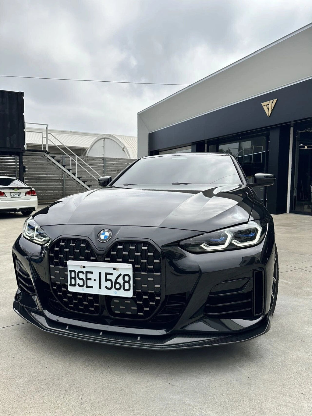 FUTURE DESIGN - BMW 4 SERIES G26 GRAN COUPE / I4 G26 CARBON FIBRE FRONT LIP