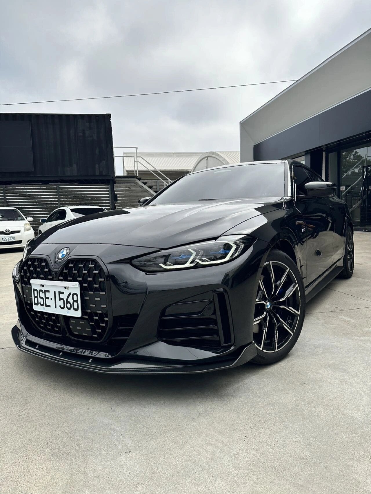 FUTURE DESIGN - BMW 4 SERIES G26 GRAN COUPE / I4 G26 CARBON FIBRE FRONT LIP