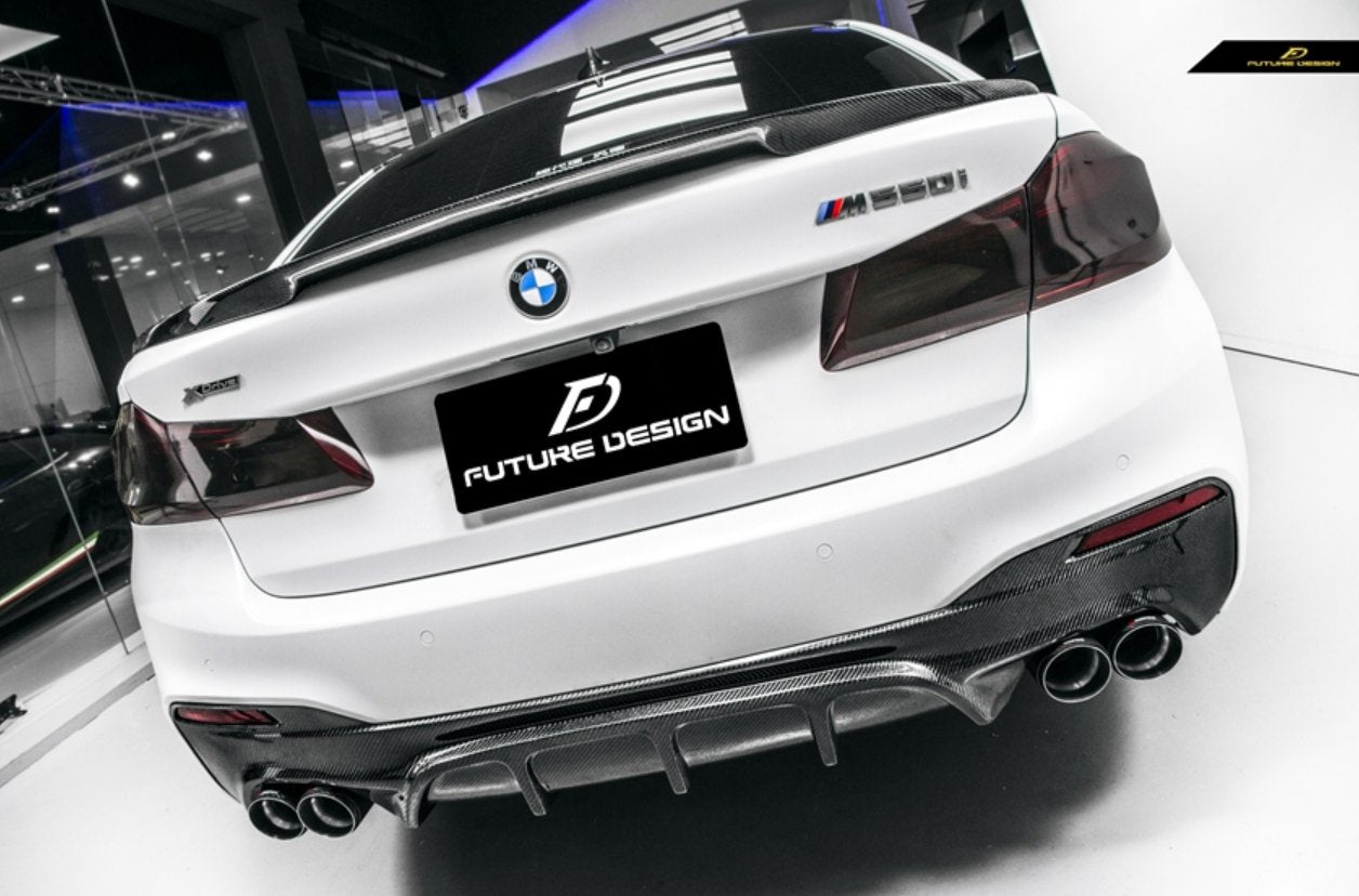 FUTURE DESIGN - BMW 5 SERIES G30 PRE LCI CARBON FIBRE REAR DIFFUSER  ( FD STYLE )