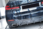 FUTURE DESIGN - BMW 5 SERIES G30 PRE LCI CARBON FIBRE REAR DIFFUSER  ( FD STYLE )