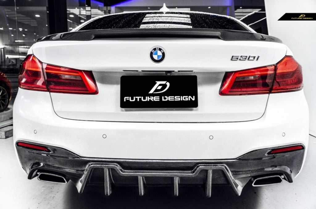 FUTURE DESIGN - BMW 5 SERIES G30 PRE LCI CARBON FIBRE REAR DIFFUSER  ( GT STYLE )