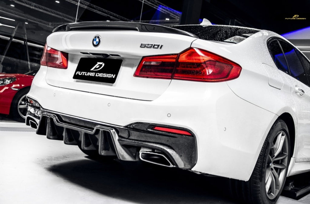 FUTURE DESIGN - BMW 5 SERIES G30 PRE LCI CARBON FIBRE REAR DIFFUSER  ( GT STYLE )