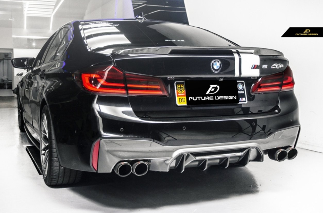FUTURE DESIGN - BMW 5 SERIES G30 PRE LCI CARBON FIBRE REAR DIFFUSER   ( M5 STYLE )