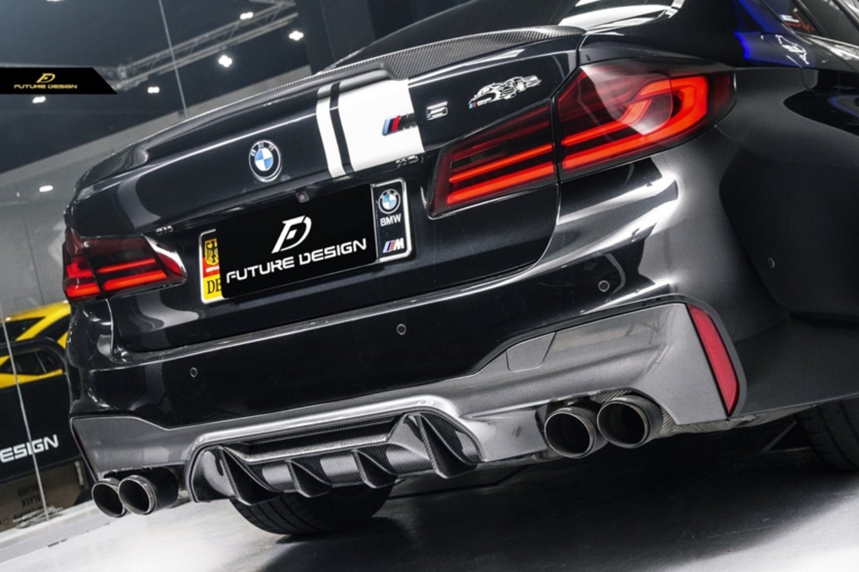 FUTURE DESIGN - BMW 5 SERIES G30 PRE LCI CARBON FIBRE REAR DIFFUSER   ( M5 STYLE )