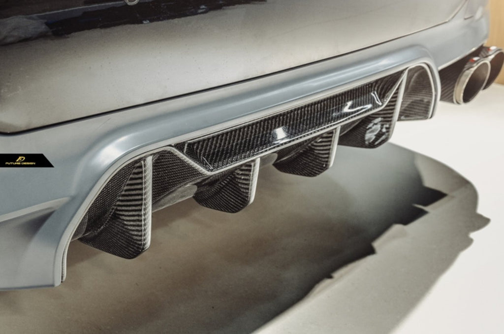 FUTURE DESIGN - BMW 5 SERIES G30 PRE LCI CARBON FIBRE REAR DIFFUSER   ( M5 STYLE )