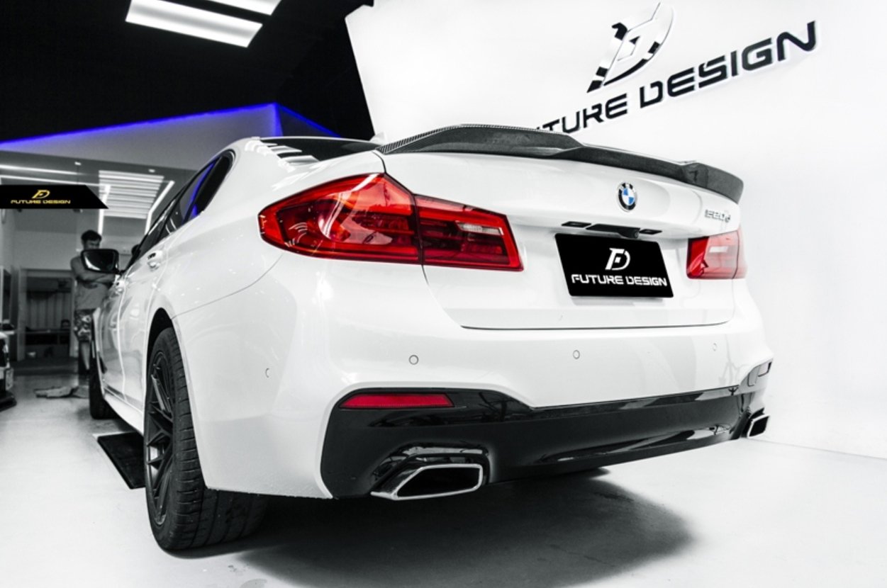 FUTURE DESIGN - BMW 5 SERIES G30 PRE LCI CARBON FIBRE REAR SPOILER  ( CS STYLE )