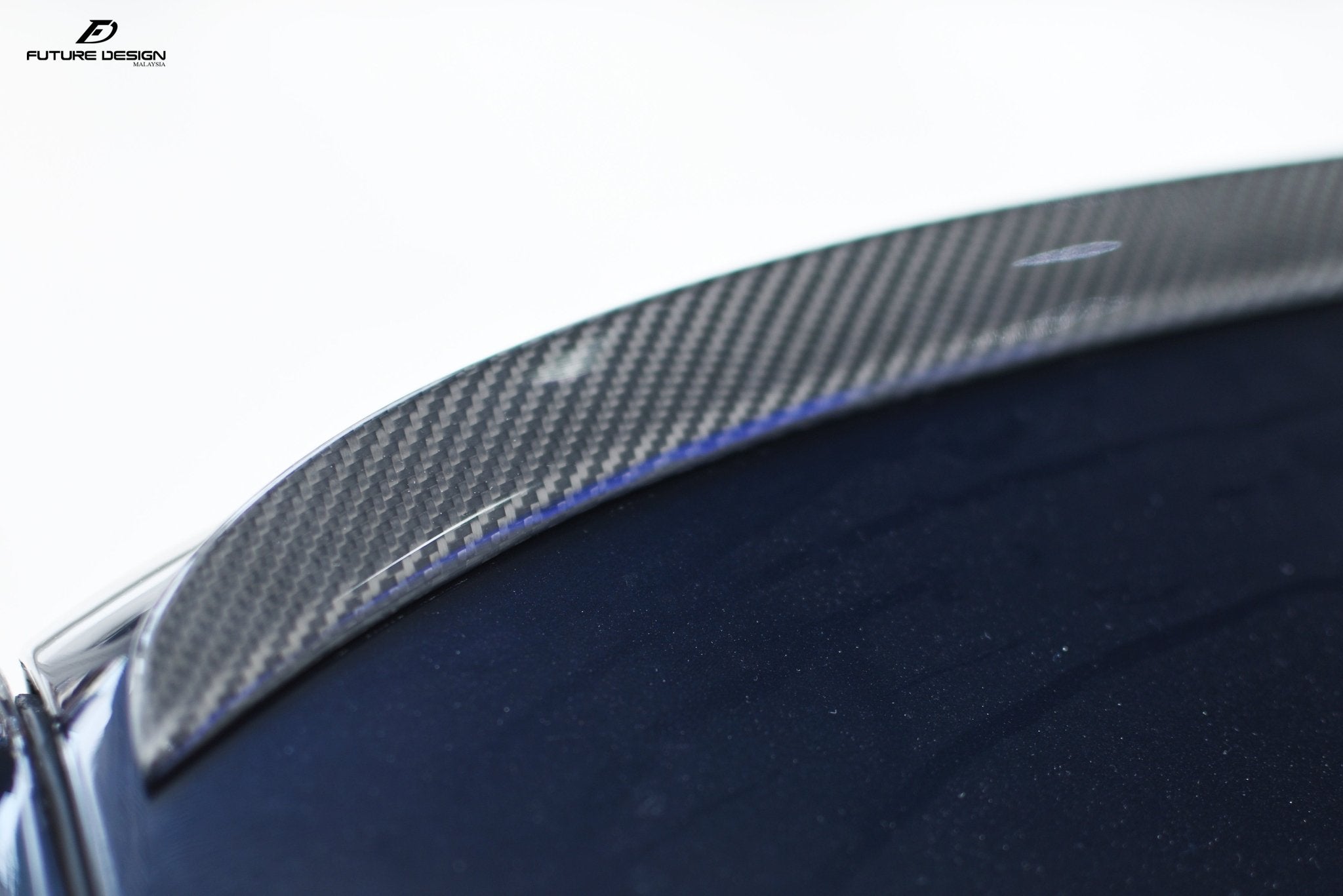FUTURE DESIGN - BMW 5 SERIES G30 PRE LCI / M5 F90  CARBON FIBRE REAR SPOILER ( OEM STYLE )
