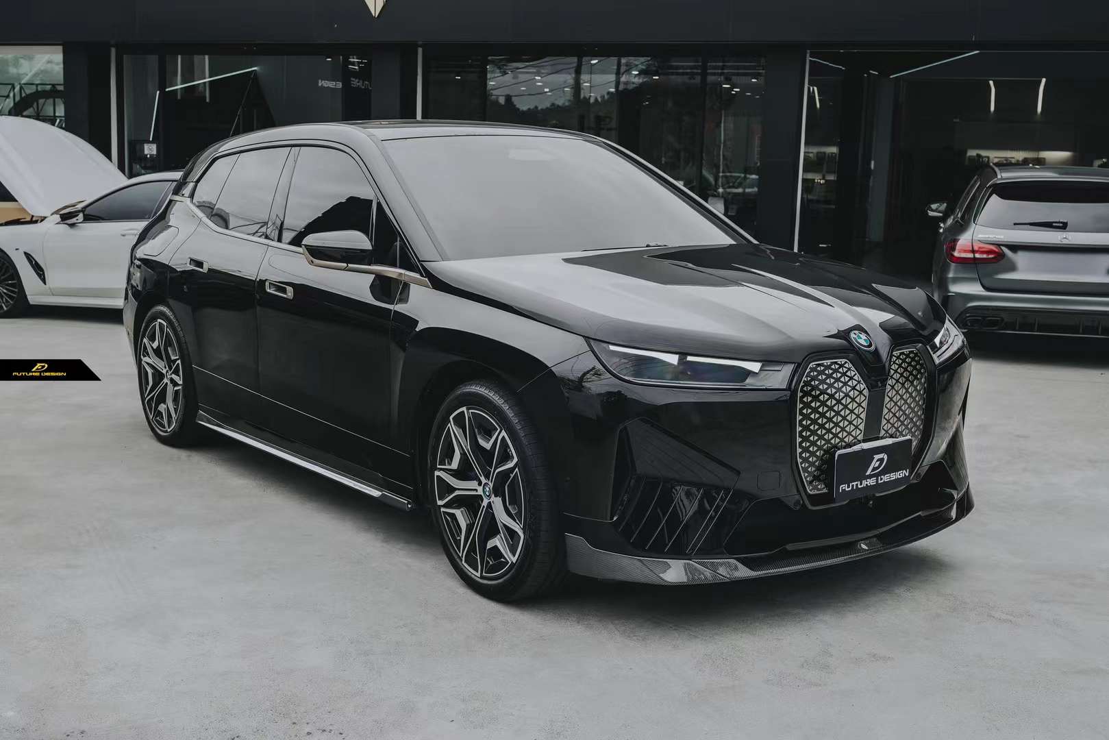 FUTURE DESIGN - BMW iX i20 CARBON FIBRE SIDE SKIRTS