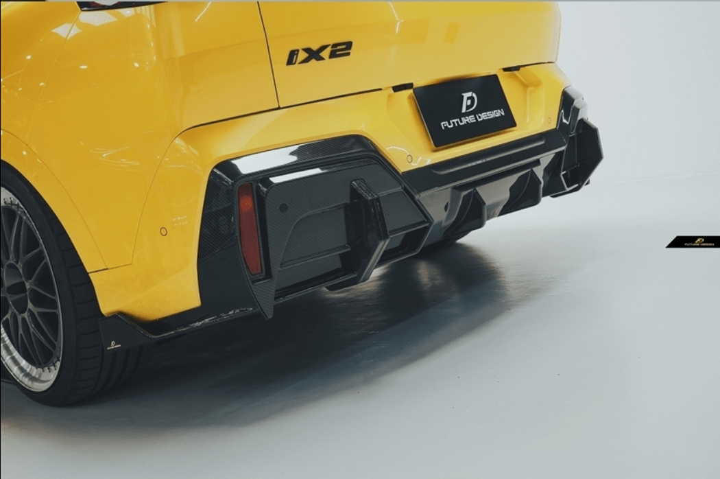 FUTURE DESIGN - BMW IX2 / X2 U10 DRY CARBON REAR DIFFUSER