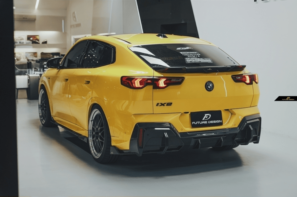 FUTURE DESIGN - BMW IX2 / X2 U10 DRY CARBON REAR DIFFUSER
