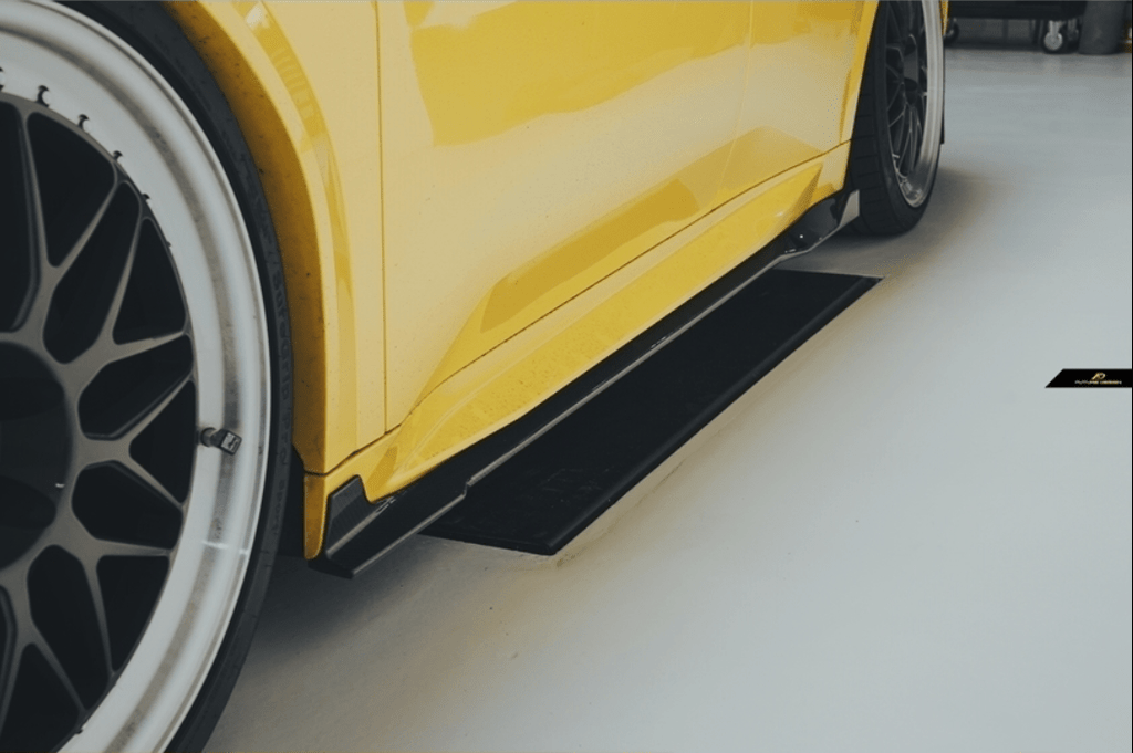 FUTURE DESIGN - BMW IX2 / X2 U10 DRY CARBON SIDE SKIRTS