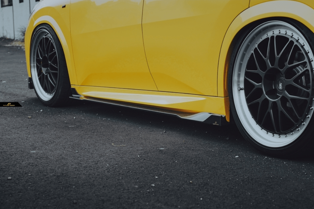 FUTURE DESIGN - BMW IX2 / X2 U10 DRY CARBON SIDE SKIRTS