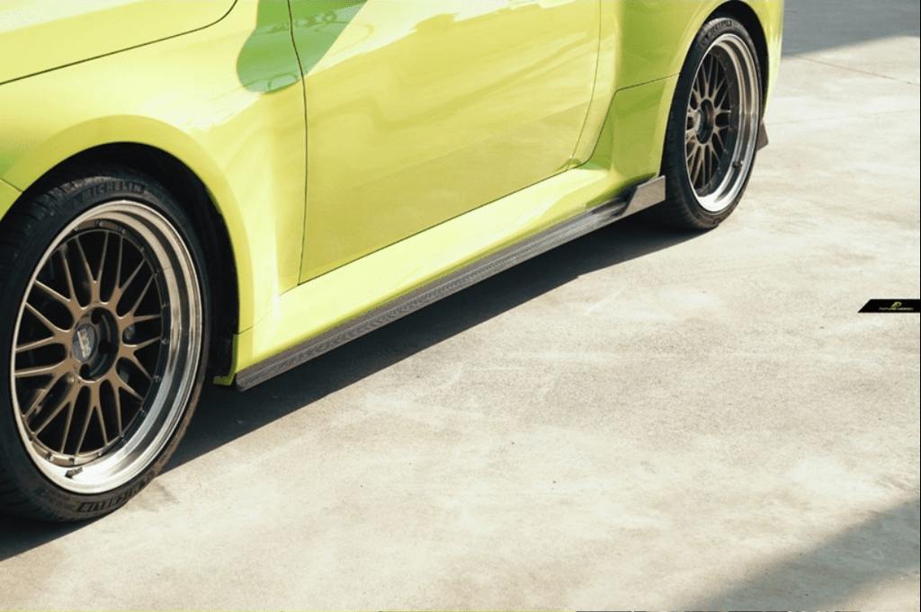FUTURE DESIGN - BMW M2 G87 DRY CARBON SIDE SKIRTS