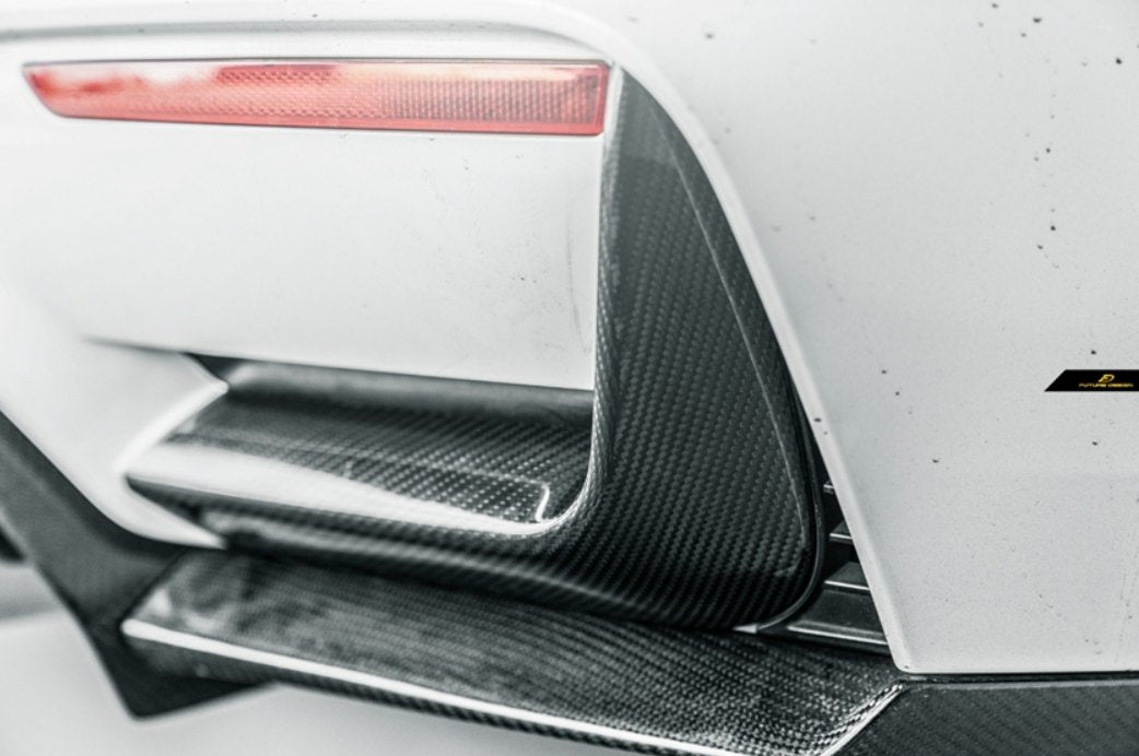 FUTURE DESIGN - BMW M3 F80 / M4 F82 F83 CARBON FIBRE REAR BUMPER TRIM