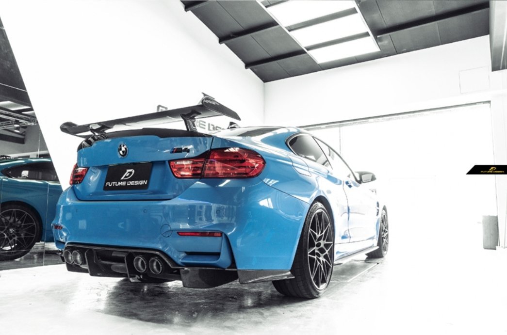 FUTURE DESIGN - BMW M3 F80 / M4 F82 F83 CARBON FIBRE REAR DIFFUSER PSM STYLE