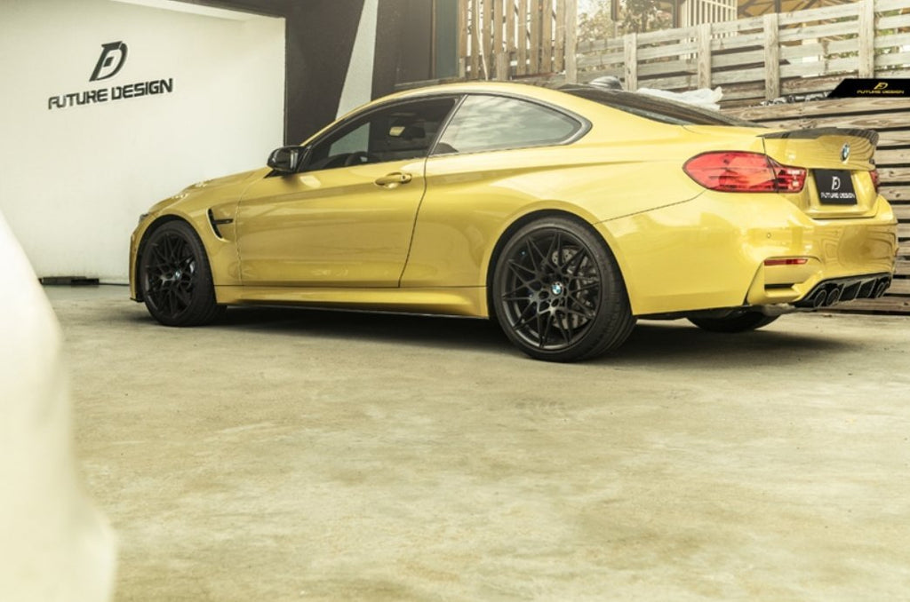 FUTURE DESIGN - BMW M3 F80 / M4 F82 F83 CARBON FIBRE SIDE SKIRTS MP STYLE