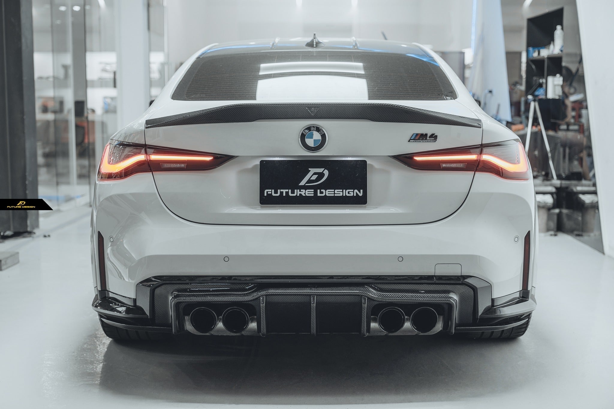 FUTURE DESIGN -  BMW M3 G80 / G81 & BMW M4 G82 / G83 2021+ V1 CARBON FIBRE REAR DIFFUSER