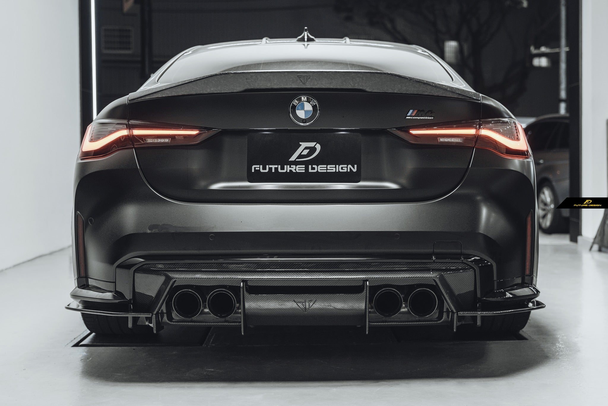 FUTURE DESIGN -  BMW M3 G80 / G81 & BMW M4 G82 / G83 2021+ V2 CARBON FIBRE REAR DIFFUSER