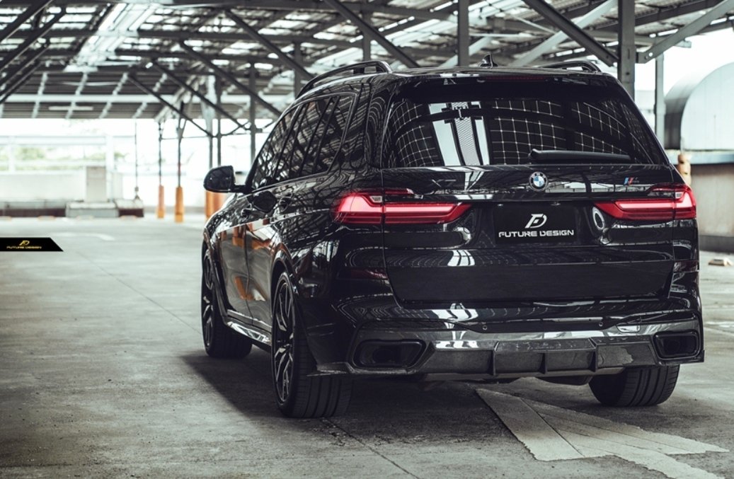 FUTURE DESIGN - BMW X7 G07 CARBON FIBRE REAR DIFFUSER