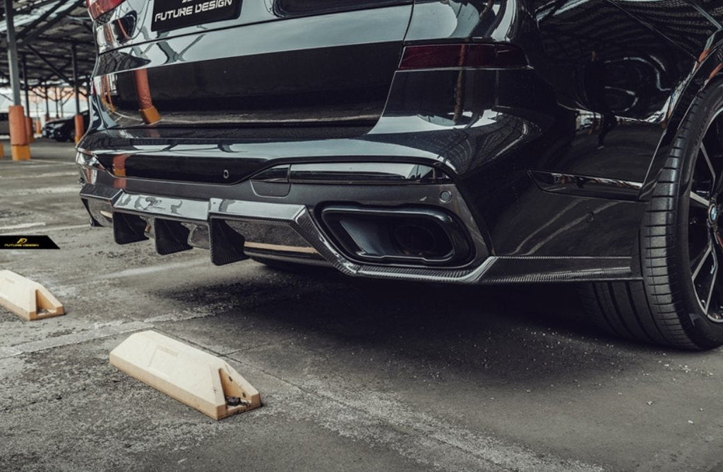 FUTURE DESIGN - BMW X7 G07 CARBON FIBRE REAR DIFFUSER