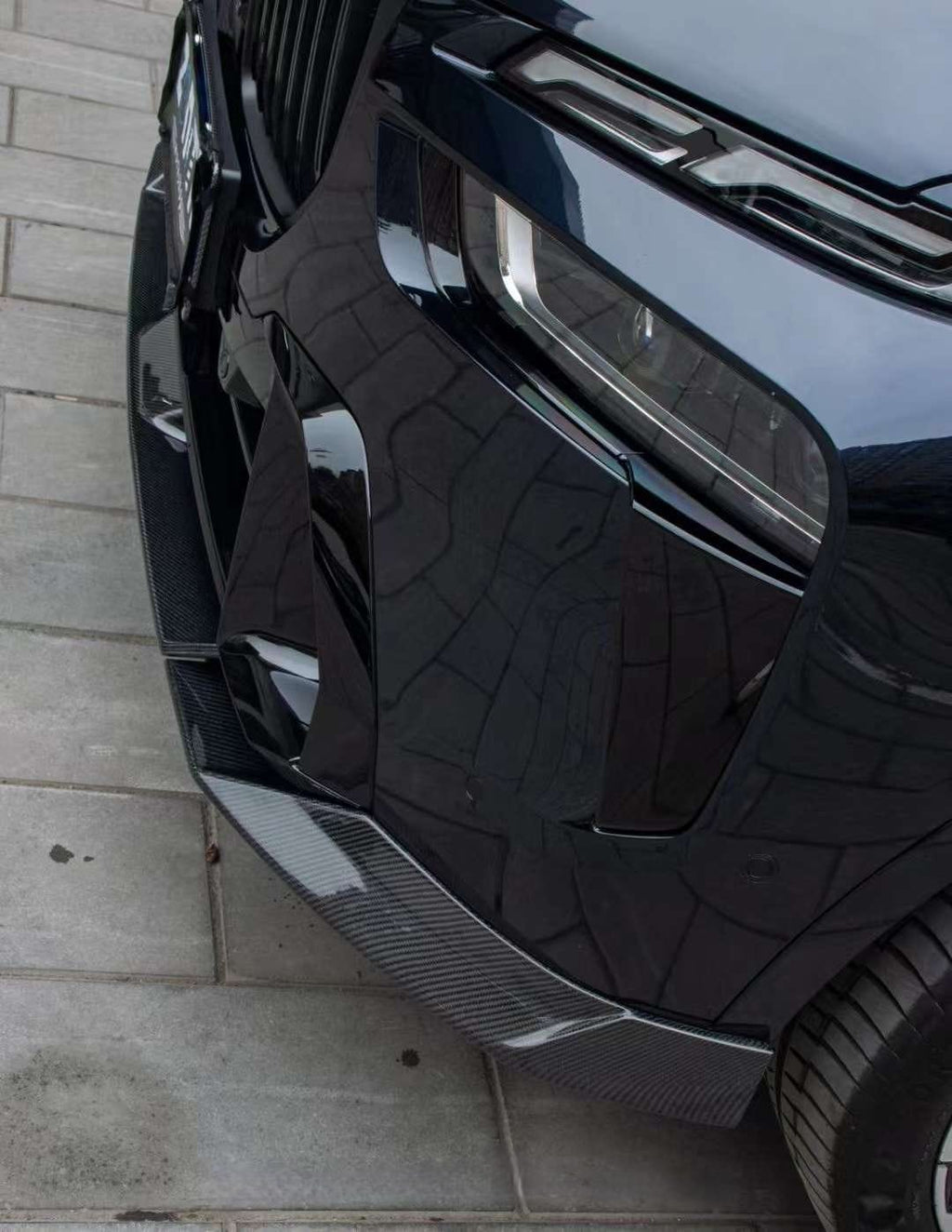 FUTURE DESIGN - BMW X7 G07 LCI CARBON FIBRE FRONT LIP
