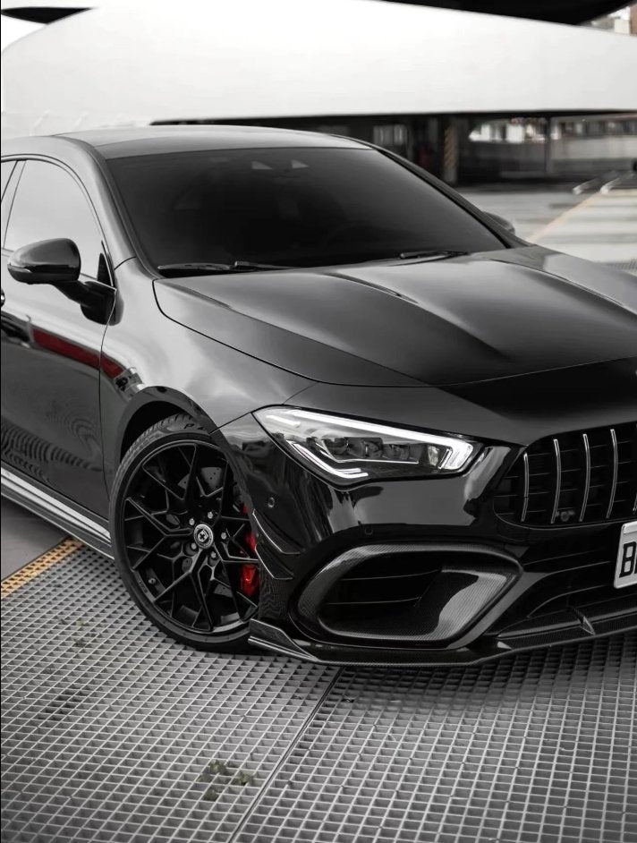 FUTURE DESIGN - MERCEDES BENZ C118 C250 CLA 35 CLA 45 CARBON FIBRE FRONT CANNARDS
