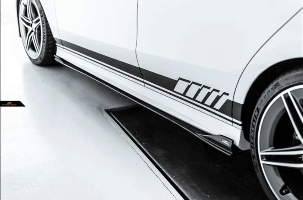 FUTURE DESIGN - MERCEDES BENZ C118 C250 CLA 35 CLA 45 CARBON FIBRE SIDE SKIRTS