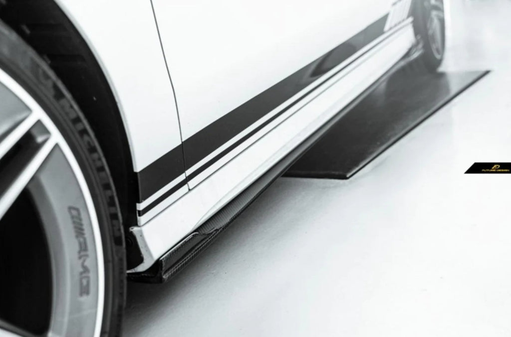 FUTURE DESIGN - MERCEDES BENZ C118 C250 CLA 35 CLA 45 CARBON FIBRE SIDE SKIRTS