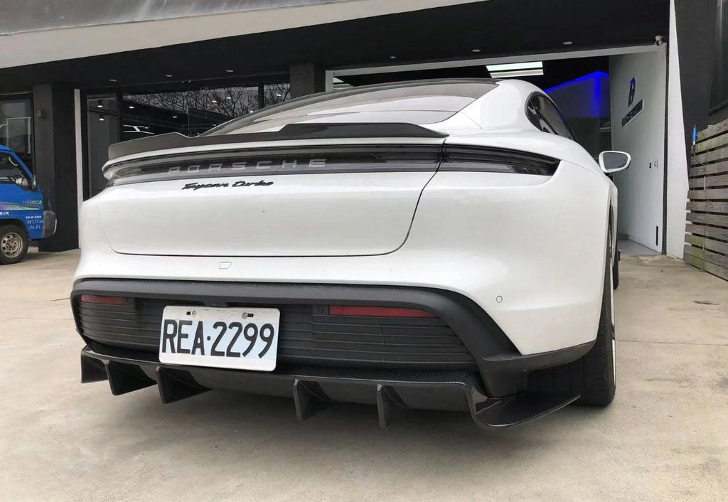 FUTURE DESIGN - PORSCHE TAYCAN CARBON FIBRE REAR SPOILER