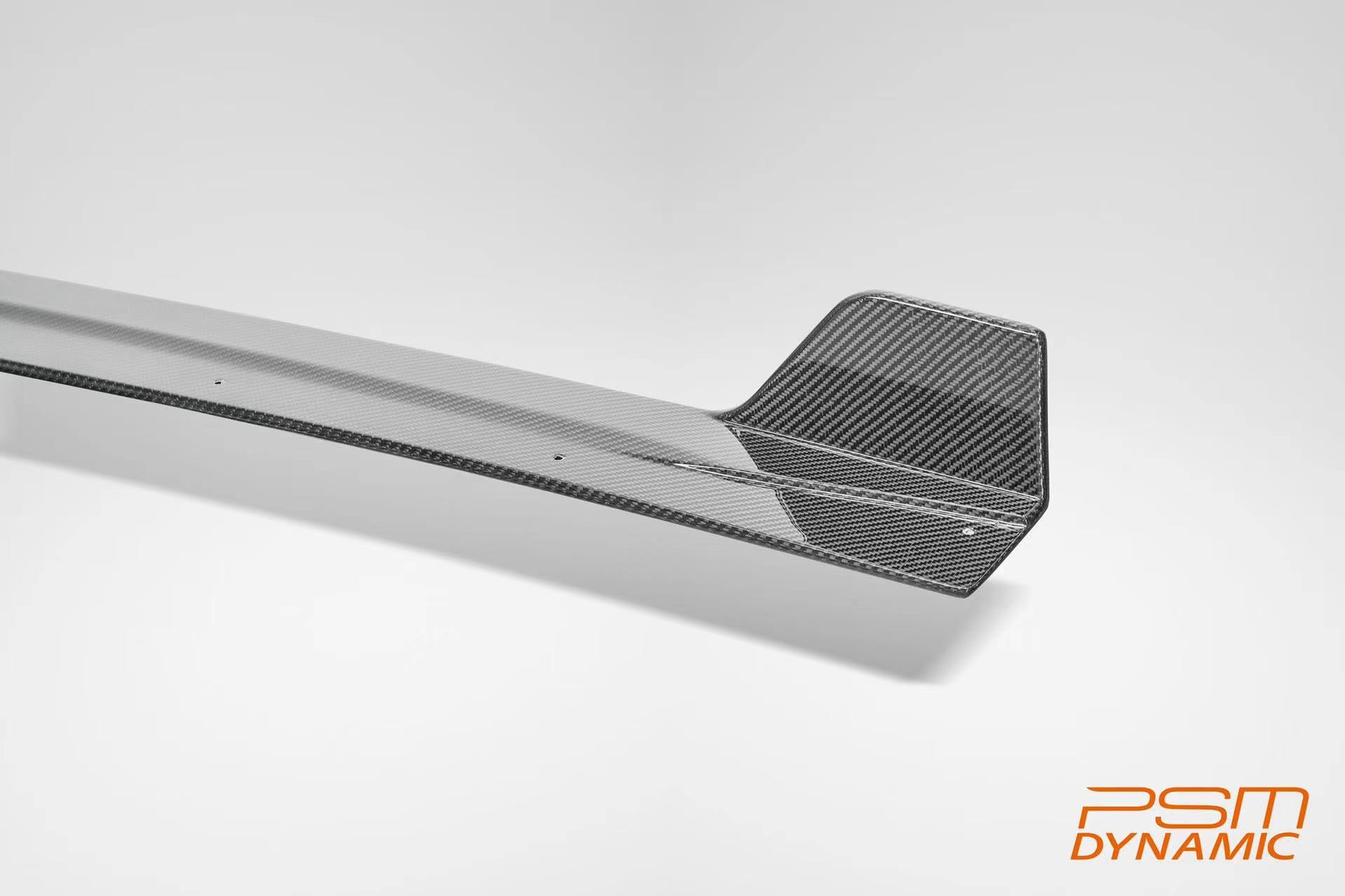 FUTURE DESIGN / PSM - BMW M4 G82 DRY CARBON FIBRE SIDE SKIRTS