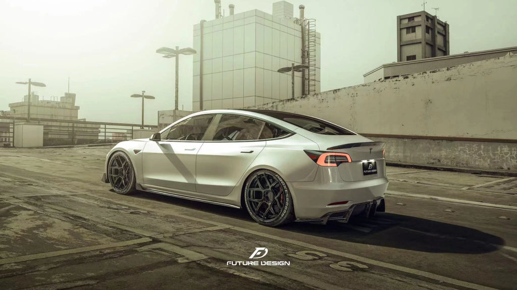 FUTURE DESIGN - TESLA MODEL 3 DRY CARBON REAR DIFFUSER