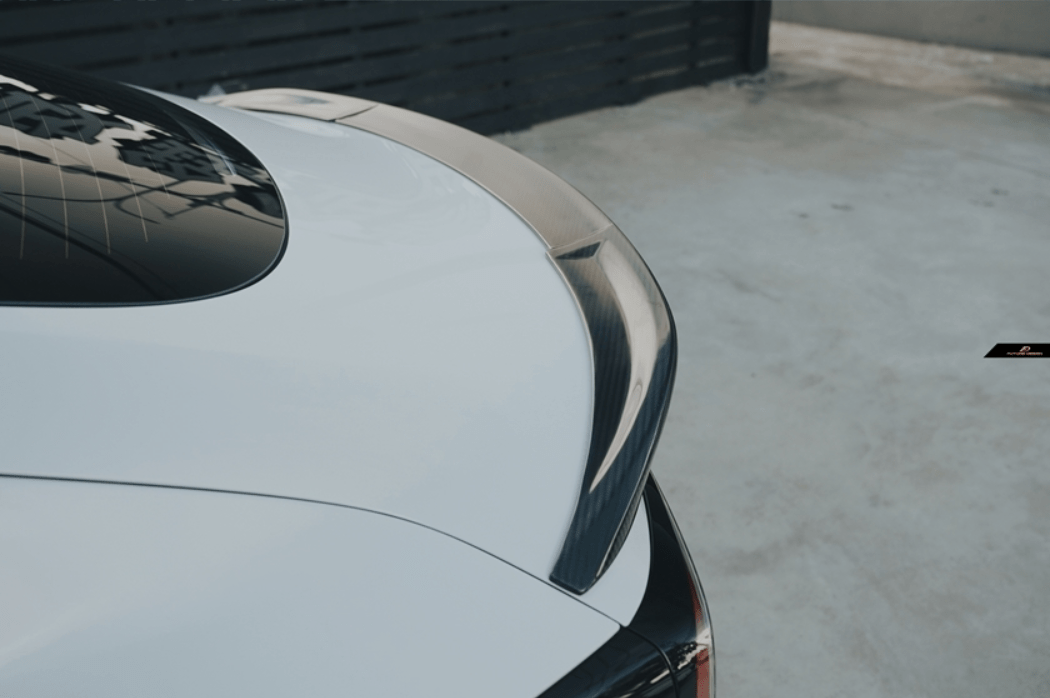 FUTURE DESIGN - TESLA MODEL 3 HIGHLAND 2024+ CARBON FIBER REAR SPOILER