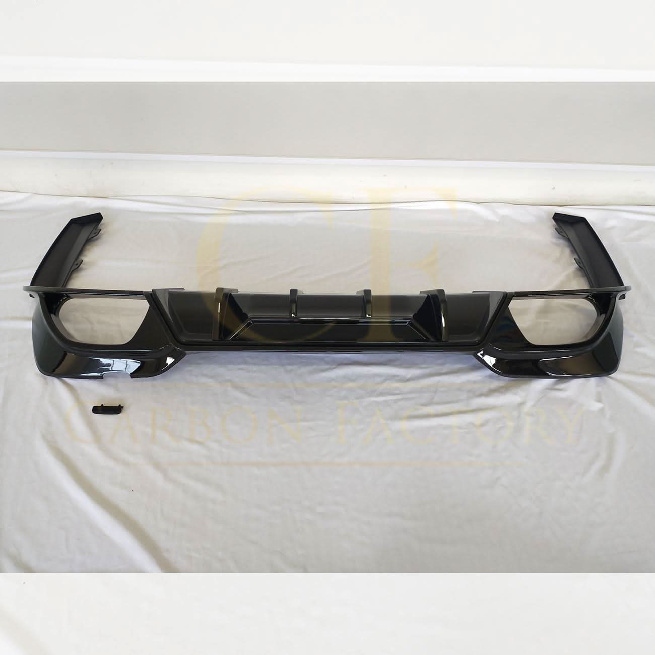 CM Style Gloss Black Rear Diffuser Quad Exhaust for BMW 3 Series G20 G21 Pre-LCI 19-22