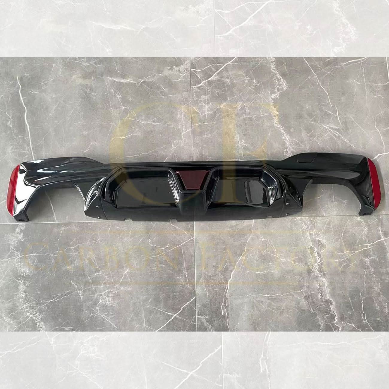 CS Style Gloss Black Rear Diffuser for BMW F90 M5 & G30 G31 5 Series M Sport 17-24