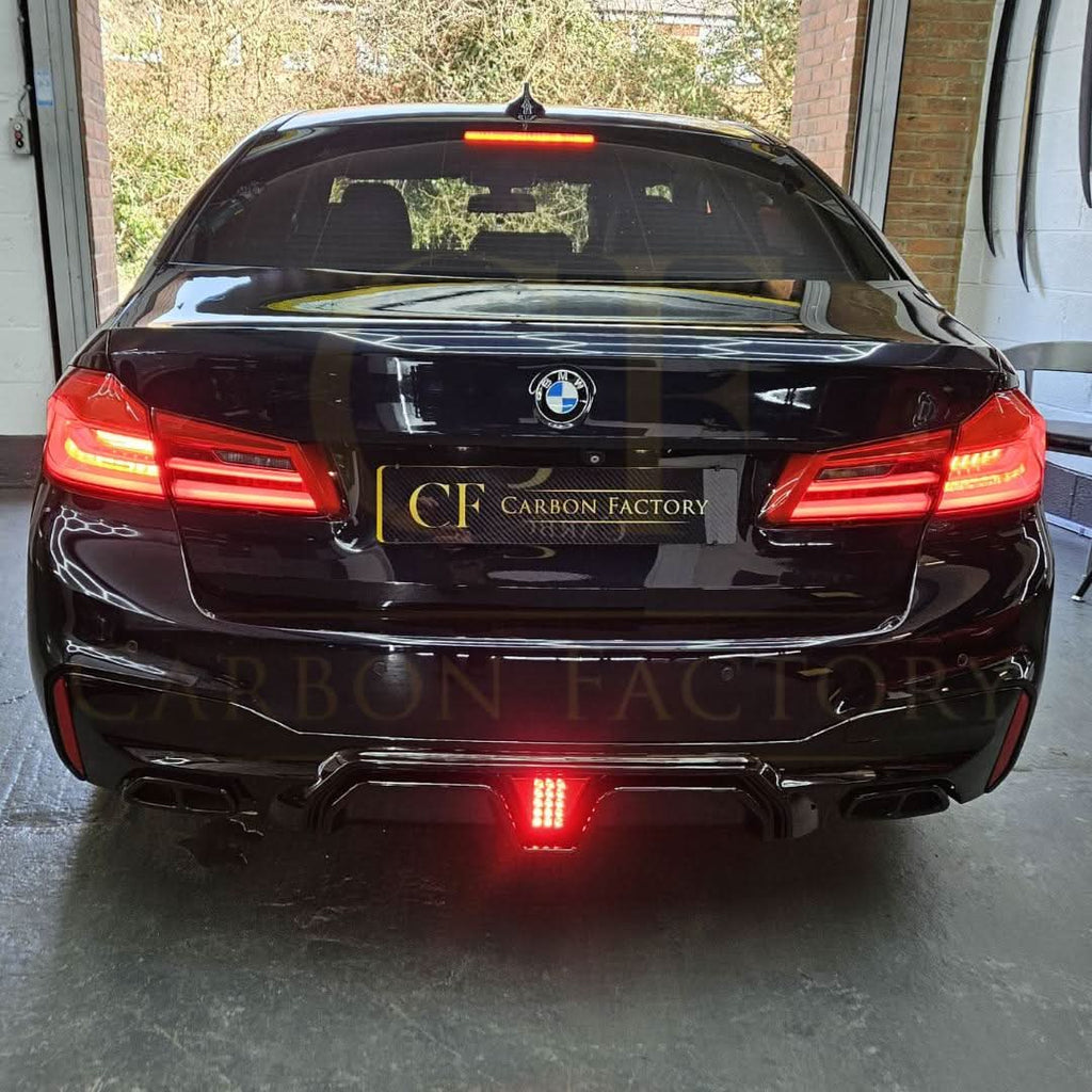 CS Style Gloss Black Rear Diffuser for BMW F90 M5 & G30 G31 5 Series M Sport 17-24