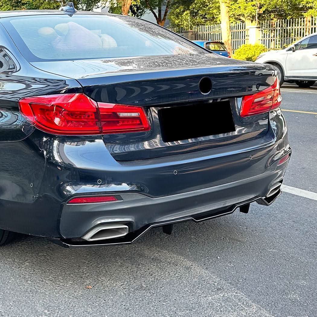 Gloss Black Rear Bumper Extension for BMW G30 G31 5 Series Pre-LCI M Sport 17-20