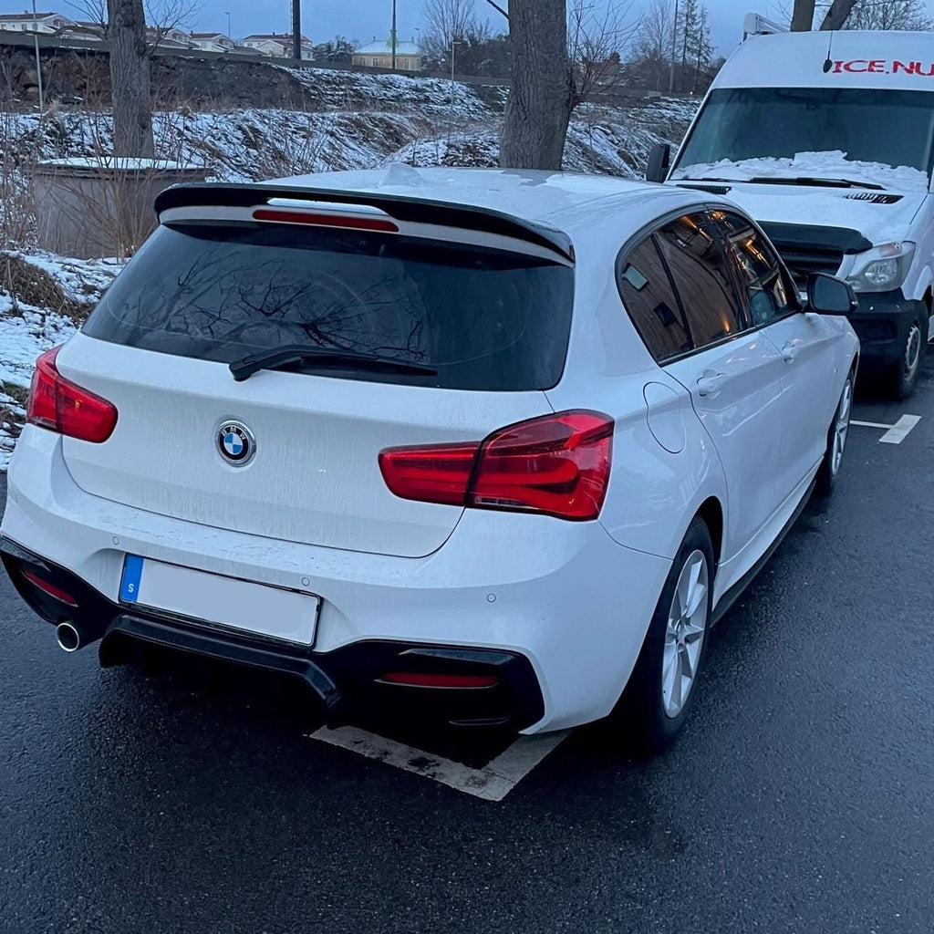 Gloss Black Rear Diffuser Twin Exhaust for BMW F20 1 Series LCI 15-19